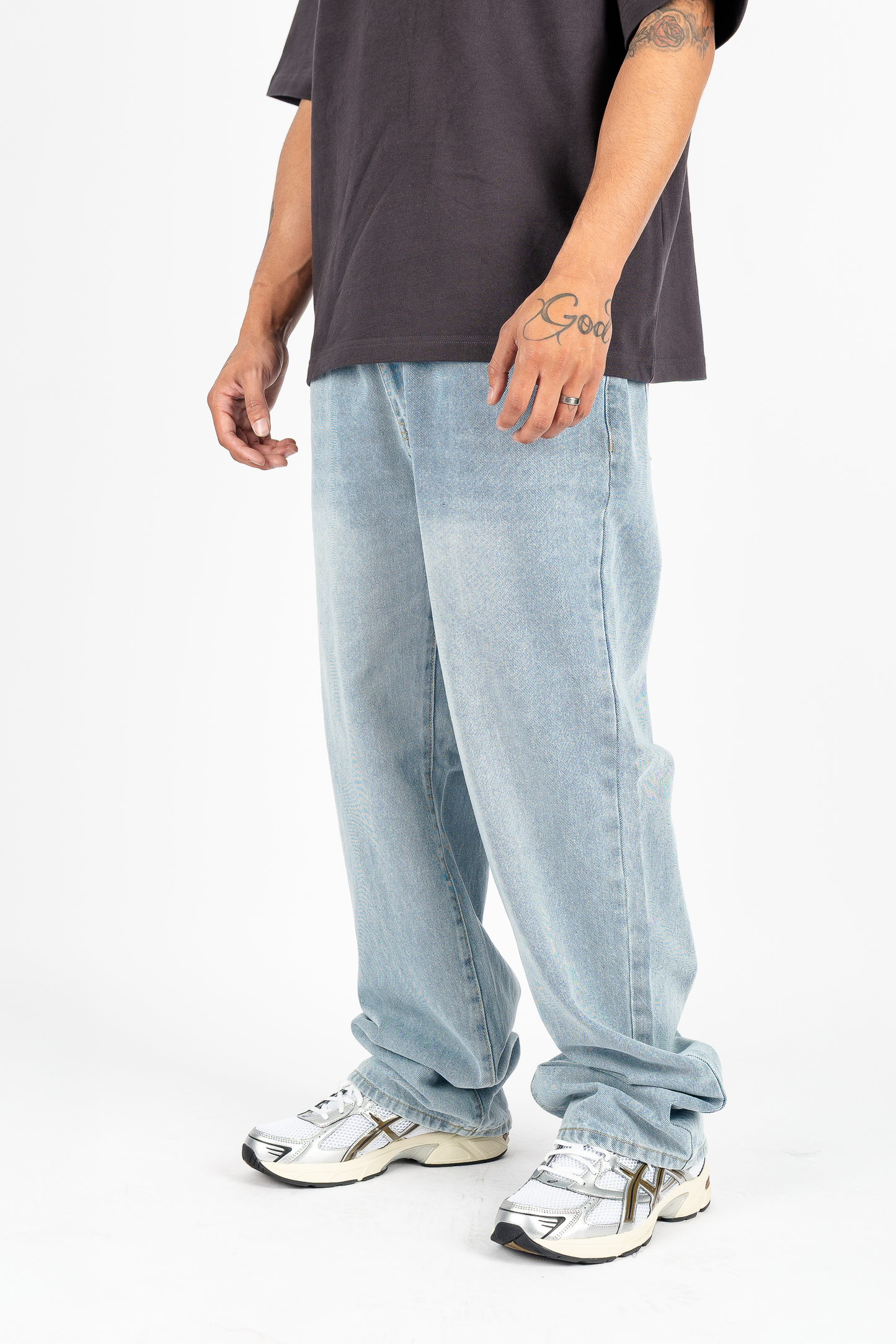 Throwback Baggy Jeans